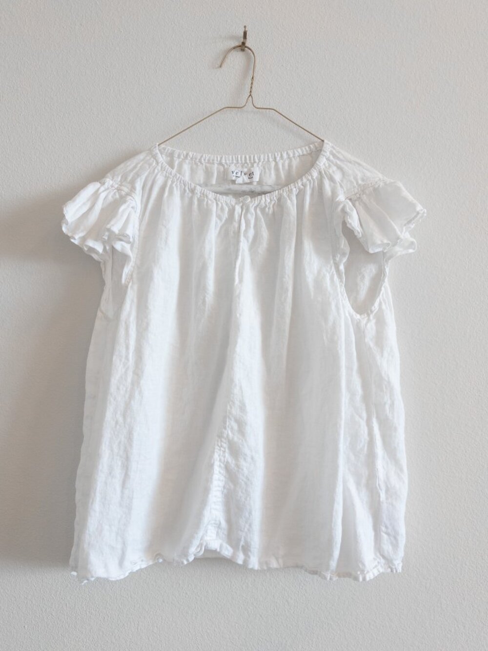 Velvet by Graham & Spencer 100% Linen Blouse Flutter Sleeves Relaxed Fit Size S
